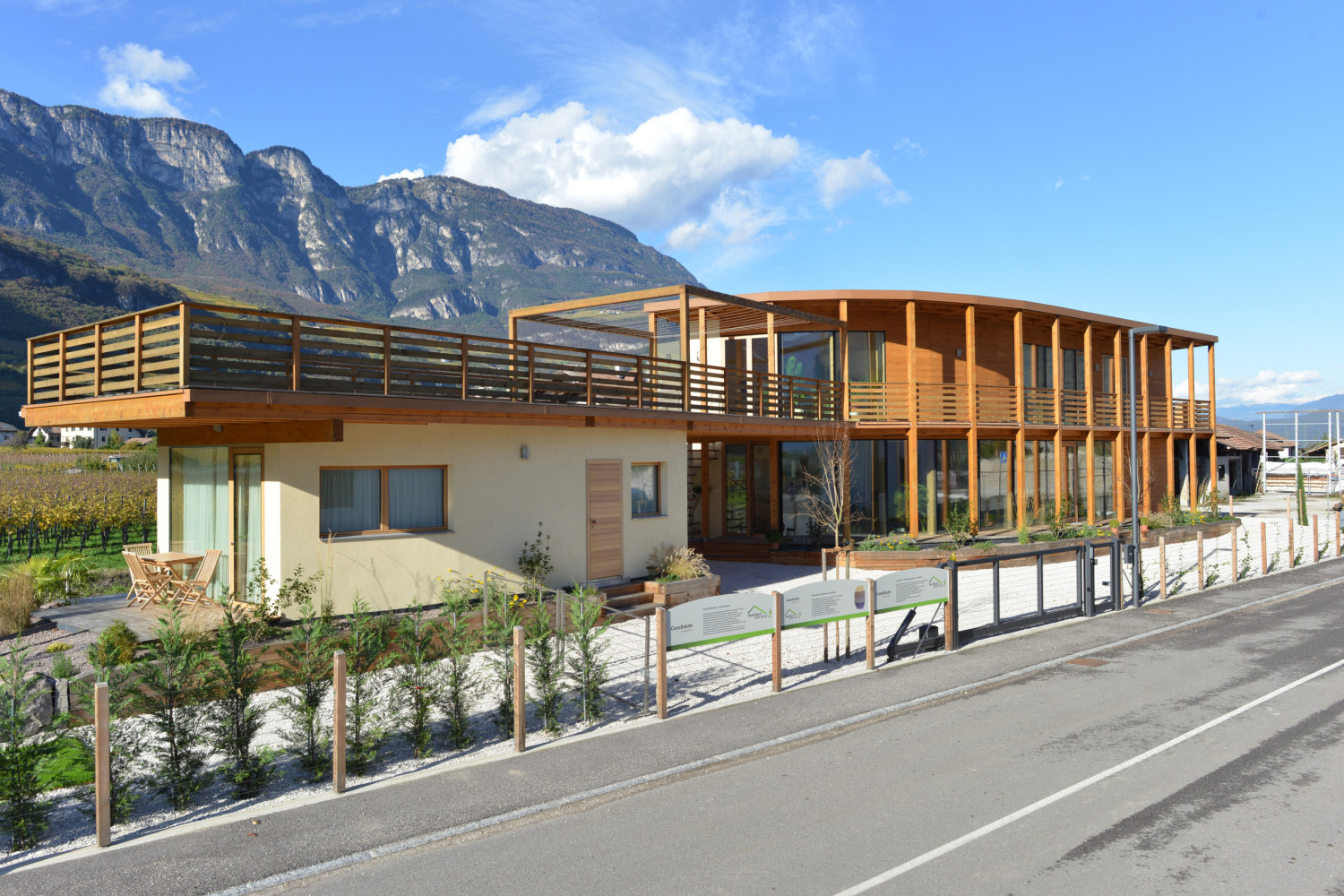 Wohn- und Bürogebäude Südtirol