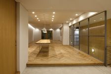 NUR-HOLZ Wohn- und Geschäftshaus in Japan